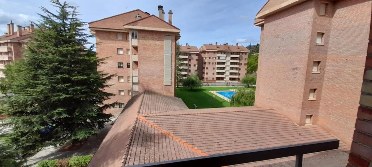 Apartamento Callizo Jaca Bagian luar foto