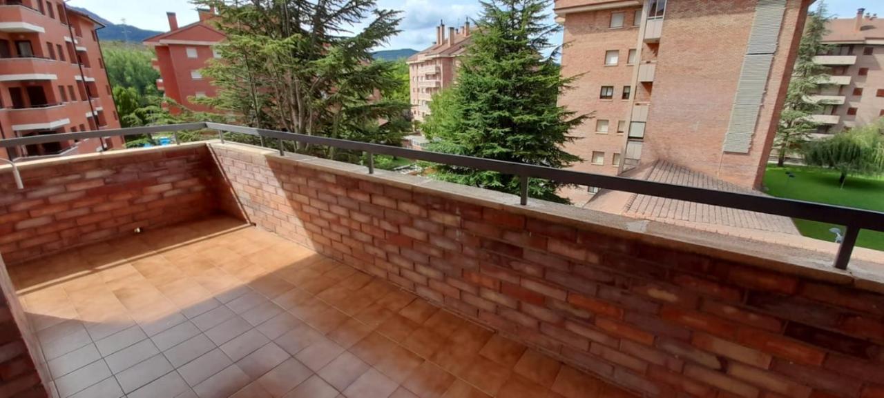 Apartamento Callizo Jaca Bagian luar foto